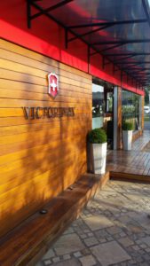 Leia mais sobre o artigo Loja Container – Outlet Premium – Victorinox