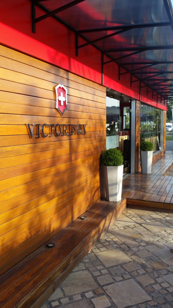 No momento, você está visualizando Loja Container – Outlet Premium – Victorinox